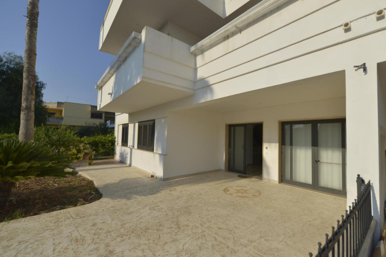 B&B Dei Ciclopi Salice Salentino Exterior foto